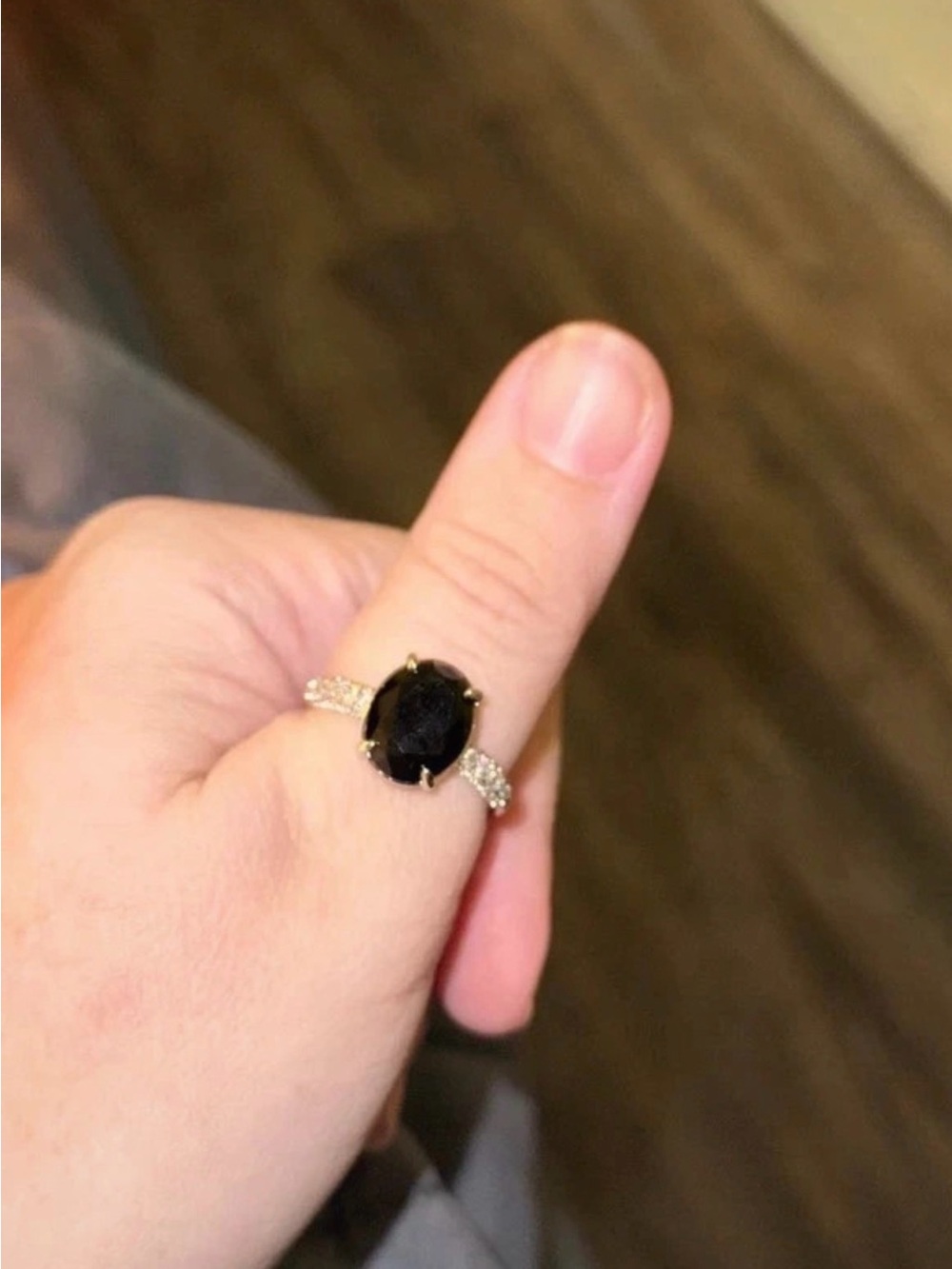 Elegant onyx Stone Pavé Ring - Women's Fashion Jewelry